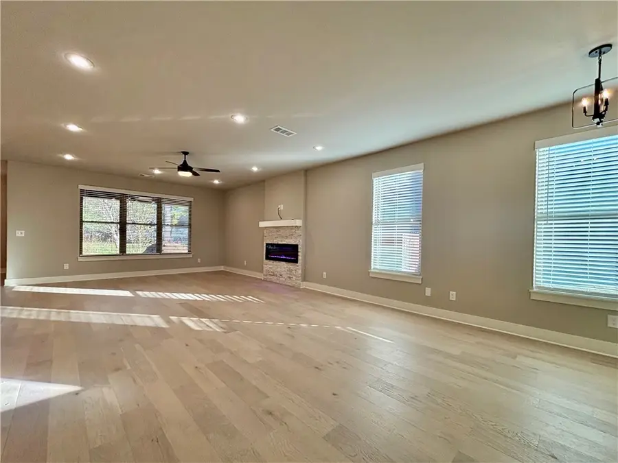 602 Oakley Street, Pea Ridge, AR 72751 - Image #3