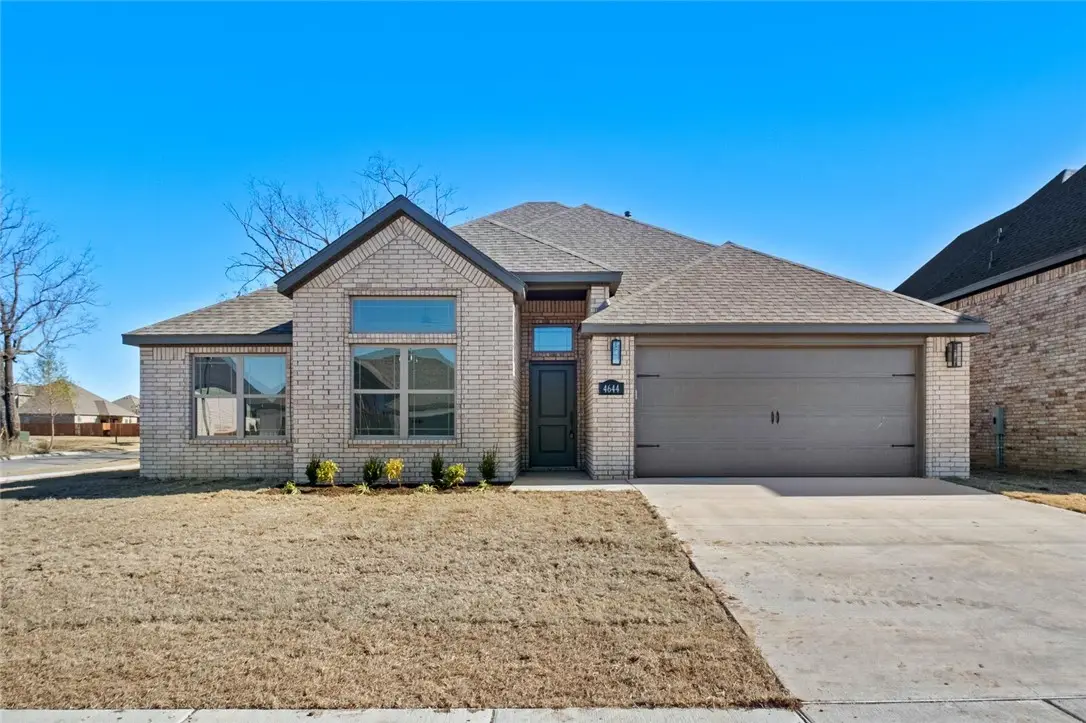 4644 W Triangle Street, Fayetteville, AR 72704 - Image #1