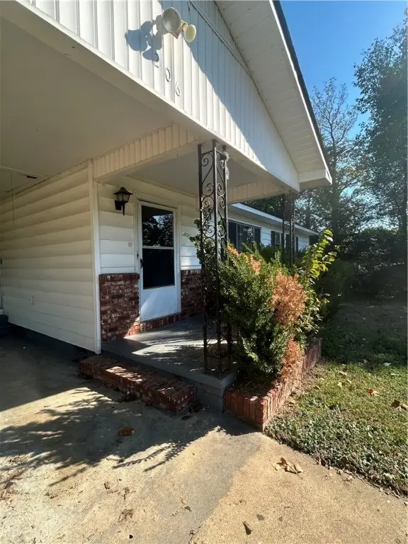 206 N Erie Avenue, Russellville, AR 72801 - Image #3