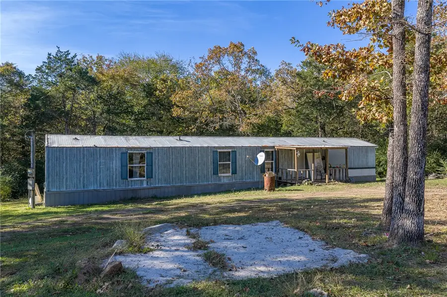 7911 Zachary Trail, Rudy, AR 72952 - Image #2