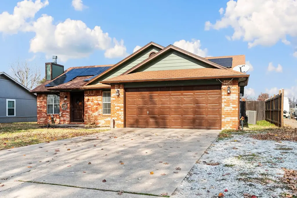 3807 W Locust Street, Rogers, AR 72756 - Image #1