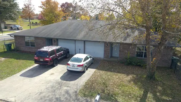 1308 & 1310 W Lela Street, Rogers, AR 72758