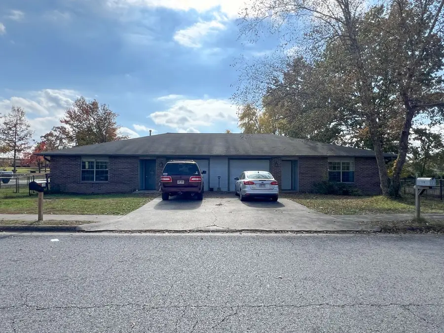 1308 & 1310 W Lela Street, Rogers, AR 72758 - Image #2