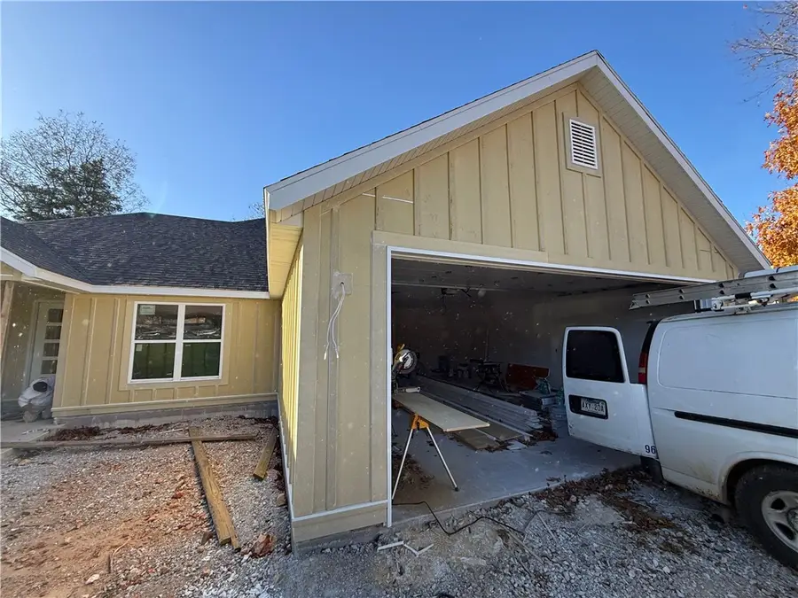 6 Dillow Lane, Bella Vista, AR 72714 - Image #3