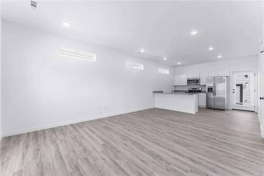 1051 States Avenue, Bentonville, AR 72713 - Image #3