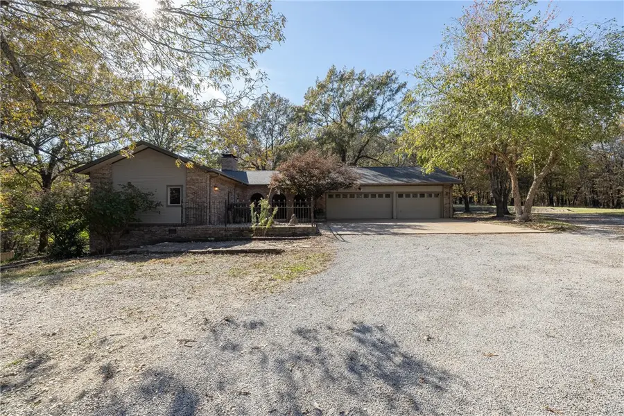 1660 Bowen Boulevard, Fayetteville, AR 72703 - Image #3