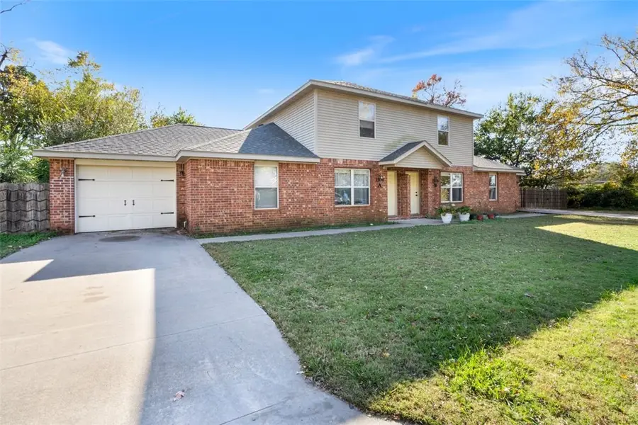 1506 E Central Street #A & B, Siloam Springs, AR 72761 - Image #2