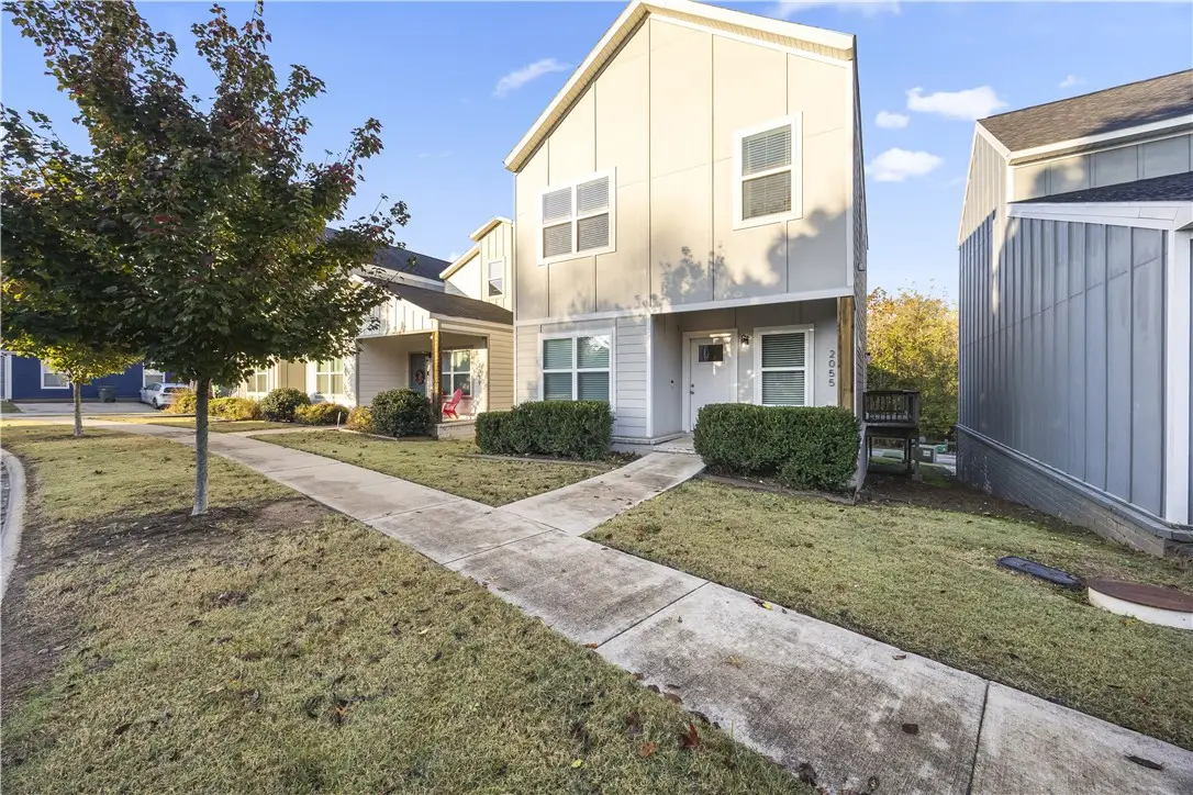 2055 S Florida Way, Fayetteville, AR 72701 - Image #1