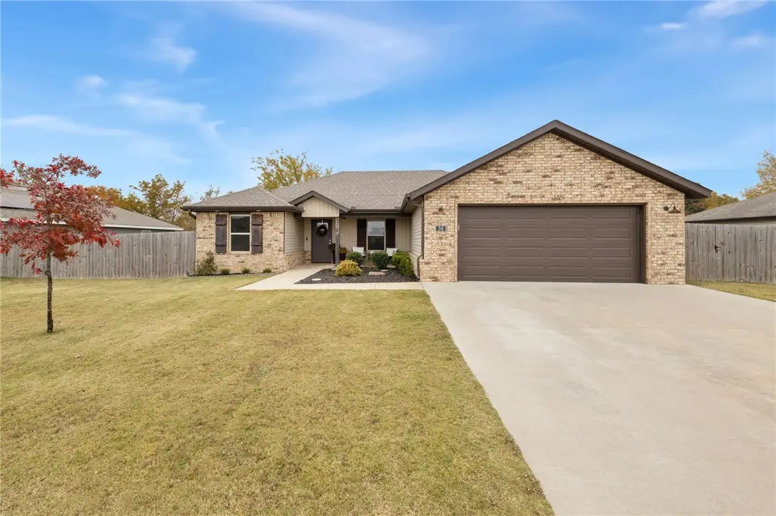 34 W Kiowa Street, Farmington, AR 72730 - Image #1