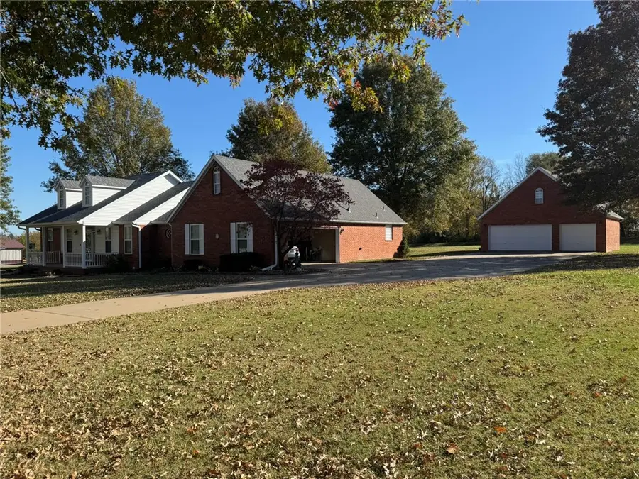 3473 Grapevine Drive, Tontitown, AR 72762 - Image #3