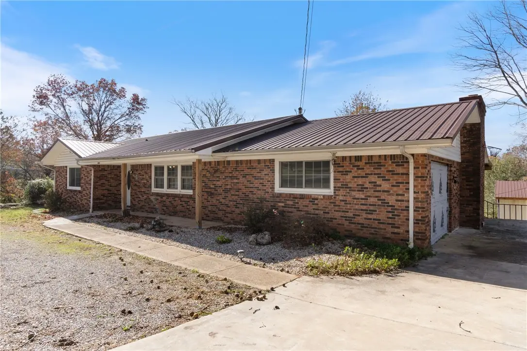 1502 N Springfield Street, Berryville, AR 72616 - Image #1