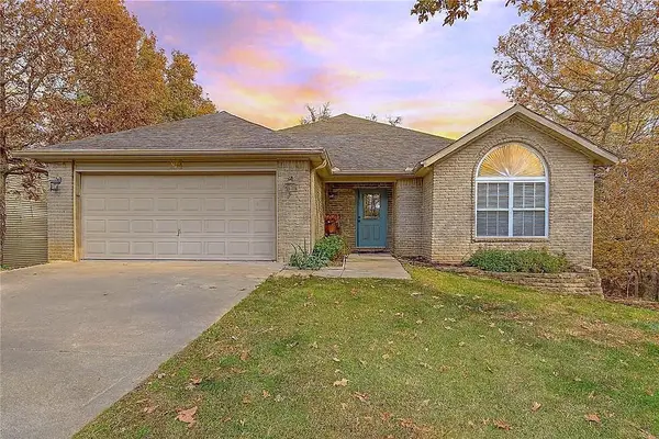 94 Overton Drive, Bella Vista, AR 72714