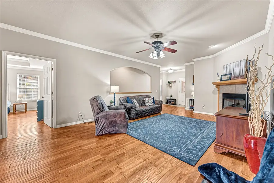 94 Overton Drive, Bella Vista, AR 72714 - Image #2