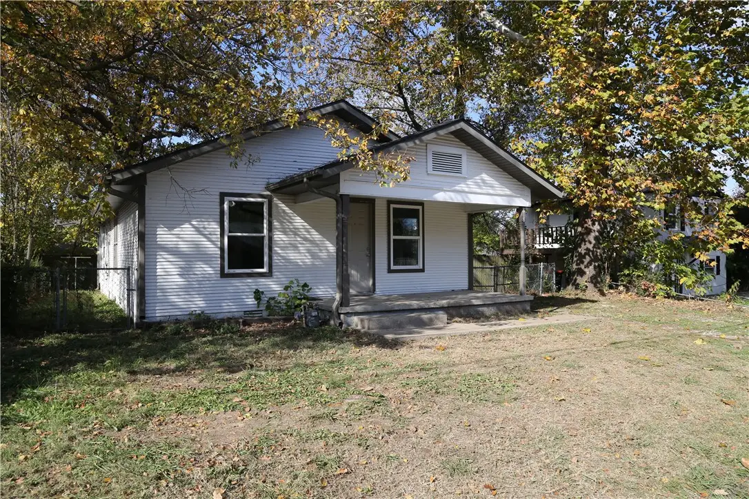 818 Crutcher Street, Springdale, AR 72764 - Image #1