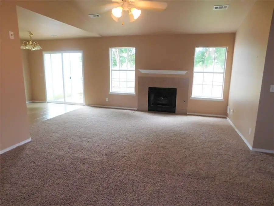 29 Cheryl Circle, Bentonville, AR 72712 - Image #2