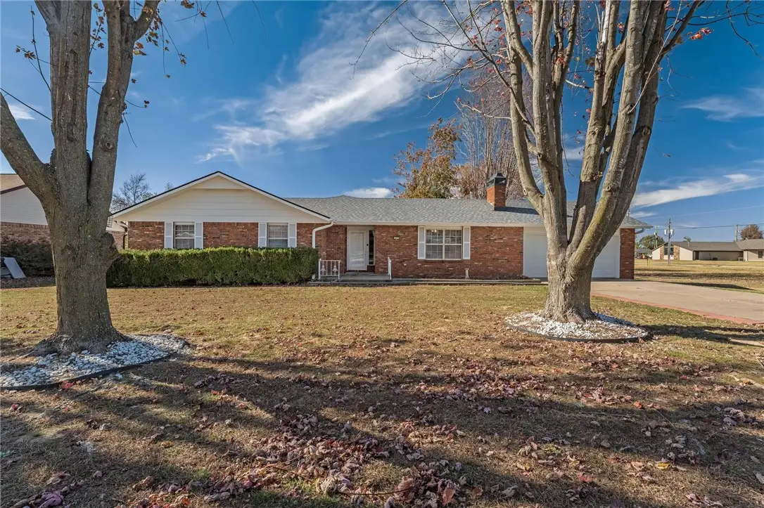 902 17th Street, Rogers, AR 72758 - Image #1