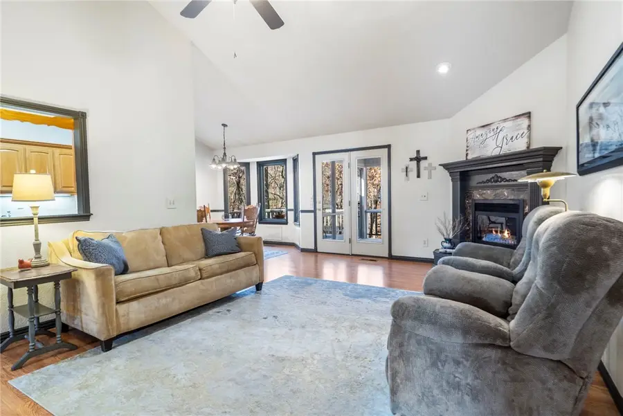 7 Glenwood Place, Bella Vista, AR 72715 - Image #3