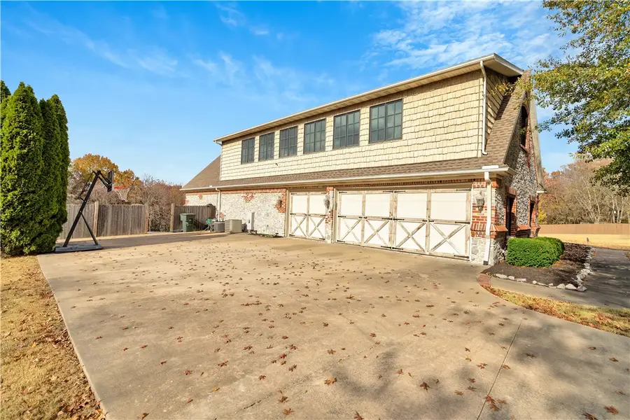 3618 W Howard Nickell Road, Fayetteville, AR 72704 - Image #3