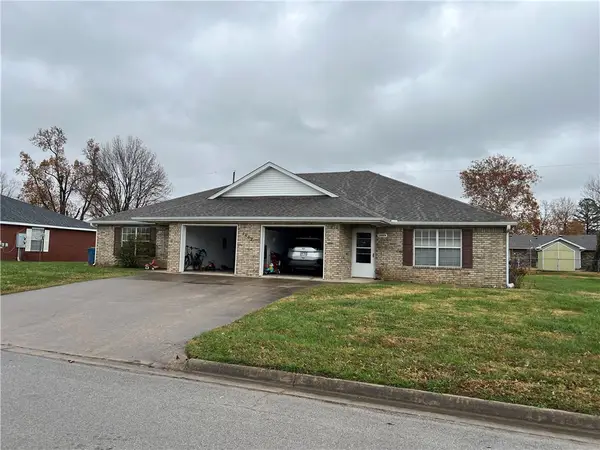 1407 SE O Street, Bentonville, AR 72712