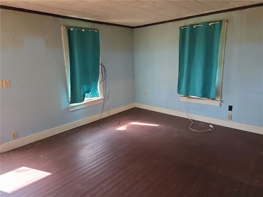 413 E Velma Avenue, Springdale, AR 72764 - Image #3