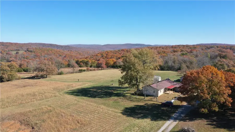 17300 Bethlehem Road, Winslow, AR 72959 - Image #3