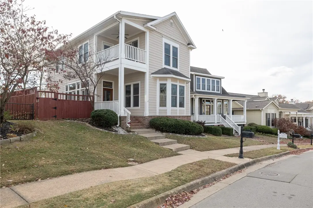 1609 E Cypress Lane, Fayetteville, AR 72703 - Image #1