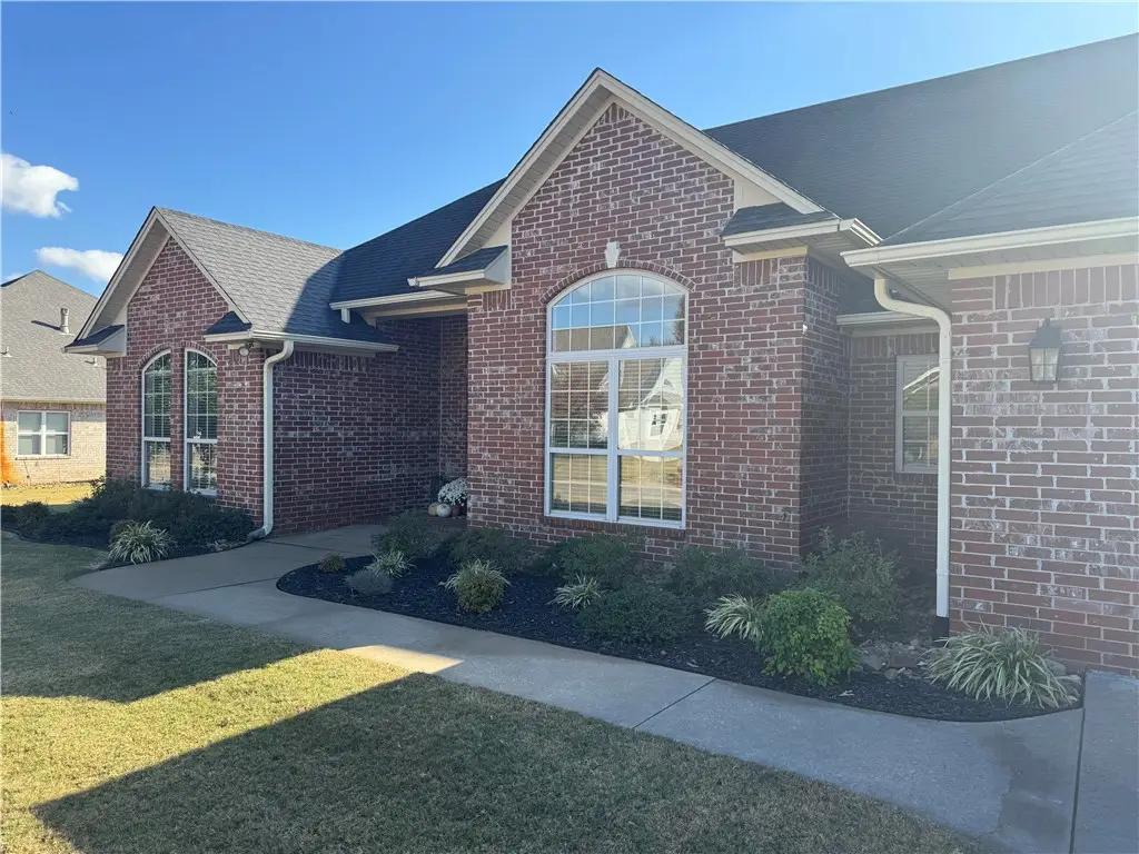 2307 W 7th Street, Russellville, AR 72801 - Image #1