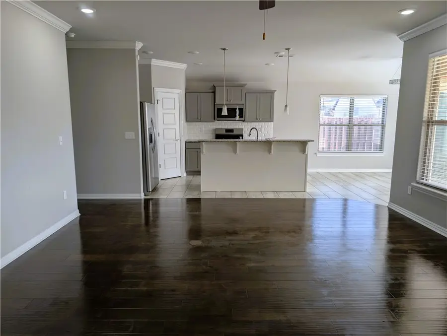 4303 W Barhem Drive, Fayetteville, AR 72704 - Image #2