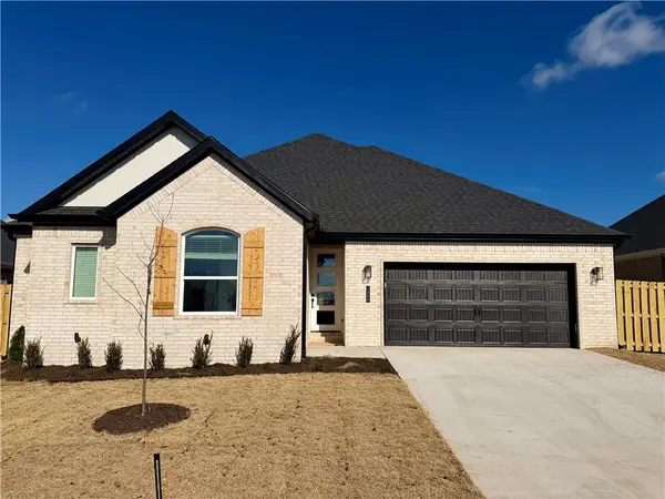 1906 Farmer Street, Pea Ridge, AR 72751