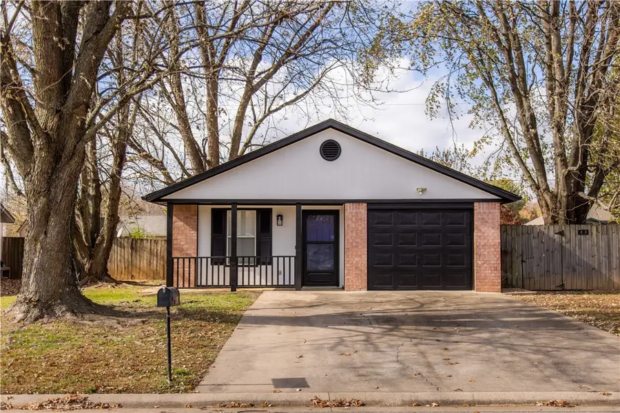 303 Southland Street, Centerton, AR 72719 - Image #2