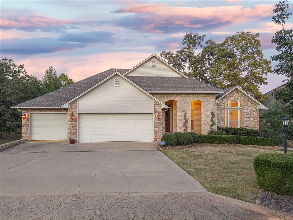 2710 Parkway Lane, Van Buren, AR 72956 - Image #1