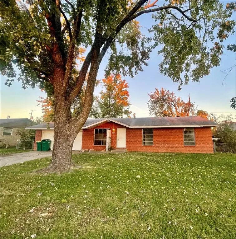 811 N 15th Street, Rogers, AR 72756 - Image #1