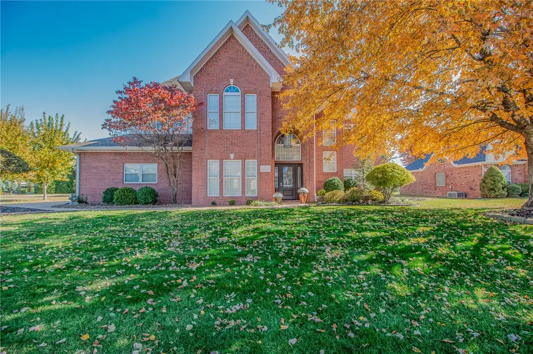 21 S Windsor Drive, Rogers, AR 72758 - Image #1