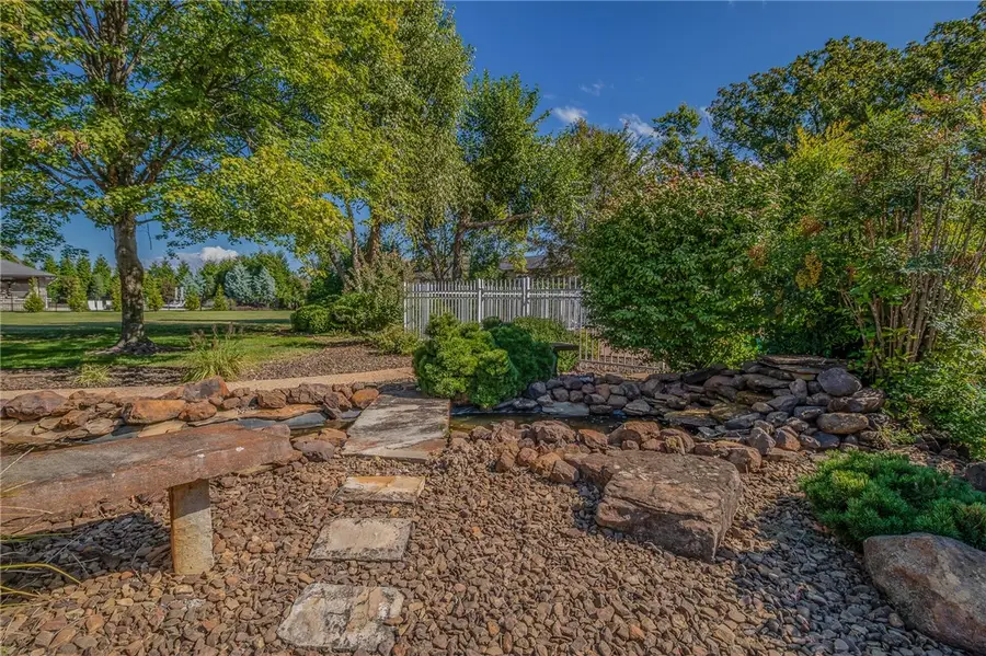 21 S Windsor Drive, Rogers, AR 72758 - Image #3