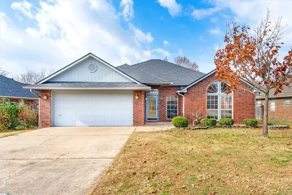 810 26th Street, Rogers, AR 72756