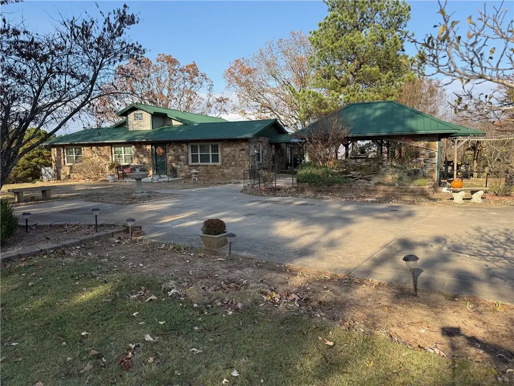 9417 Puddin Ridge Road, Ozark, AR 72949 - Image #1