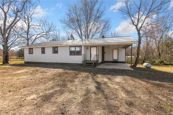 5745 Estes Road, Harrison, AR 72601