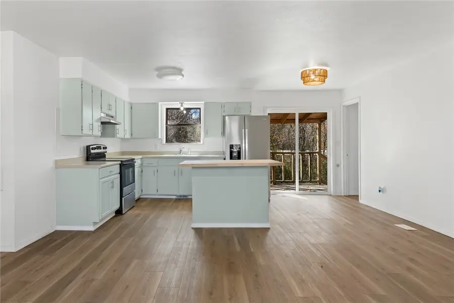 5745 Estes Road, Harrison, AR 72601 - Image #3