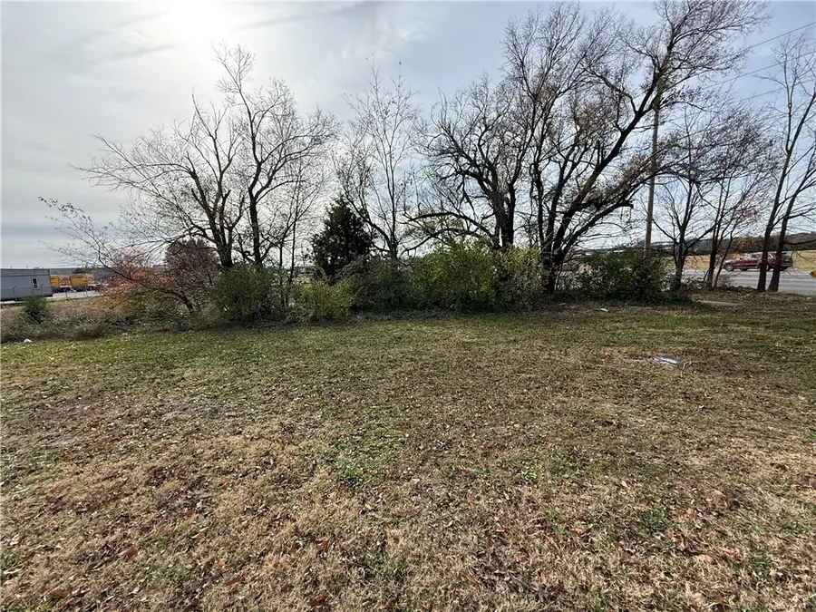 1013 Old Missouri Road, Springdale, AR 72764 - Image #3