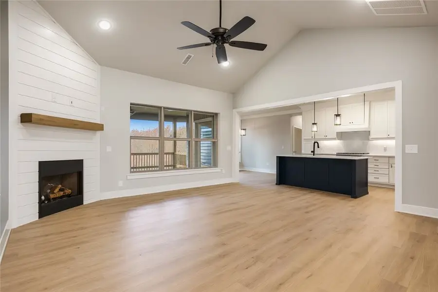 18 Zennor Circle, Bella Vista, AR 72715 - Image #2