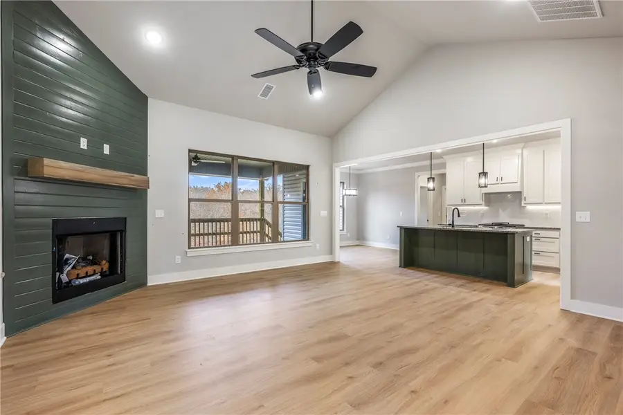 Address Withheld By Seller, Gentry, AR 72734 - Image #2