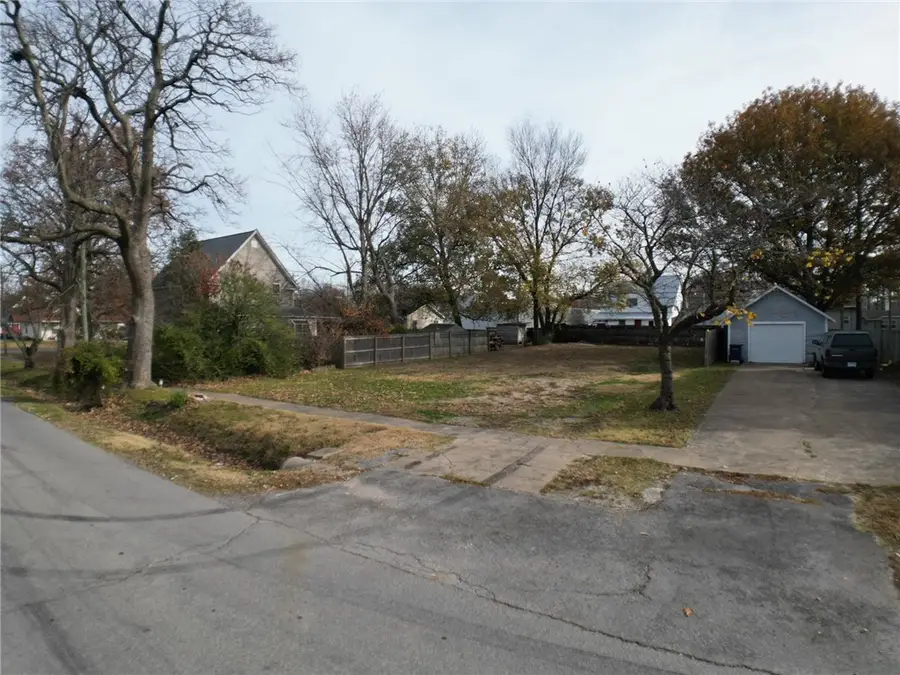 707 Wright Street, Siloam Springs, AR 72761 - Image #3