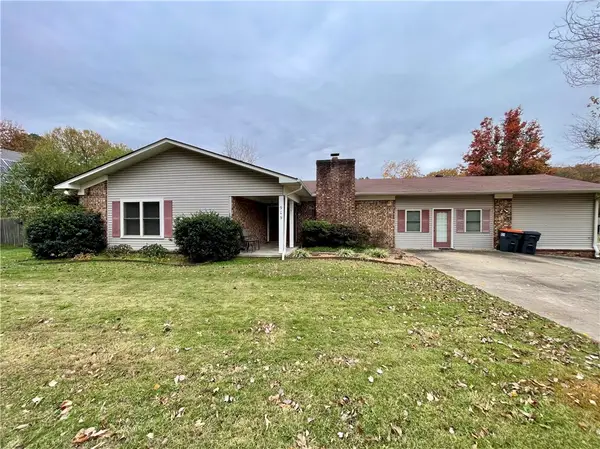 909 W 16th Circle, Russellville, AR 72801