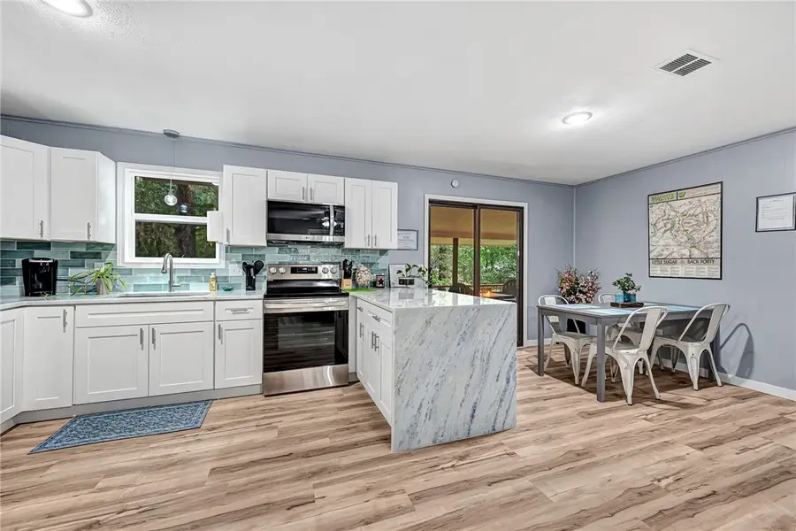 6 Ipswich Drive, Bella Vista, AR 72714 - Image #3