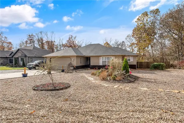 43 Magrath Circle, Bella Vista, AR 72715