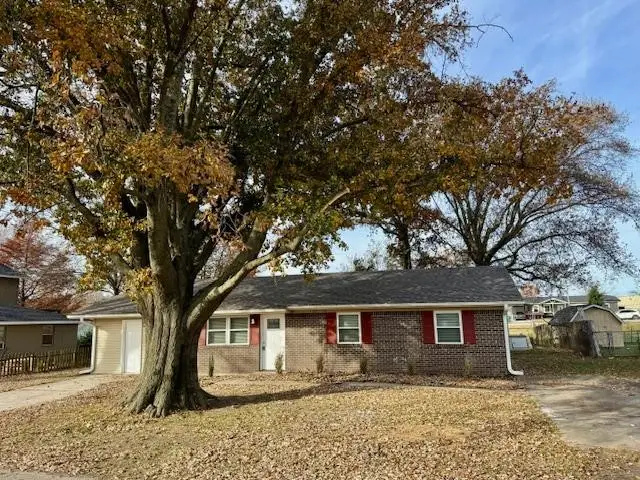 1105 Eubanks Street, Decatur, AR 72722 - Image #2