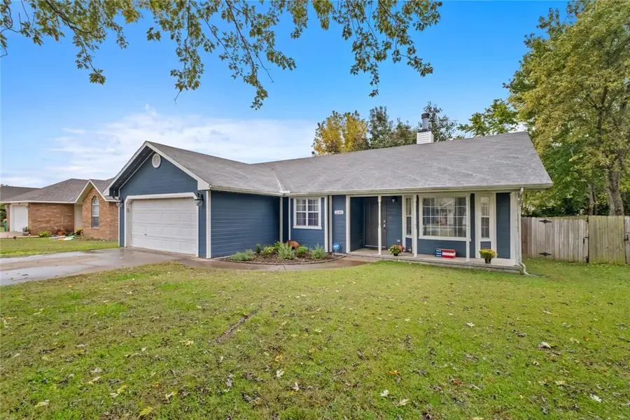 230 Fern Street, Centerton, AR 72719 - Image #2