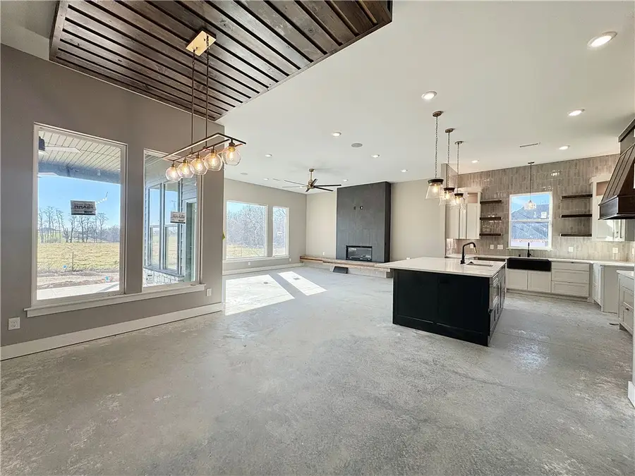 901 Greenhorn Street, Bentonville, AR 72712 - Image #2