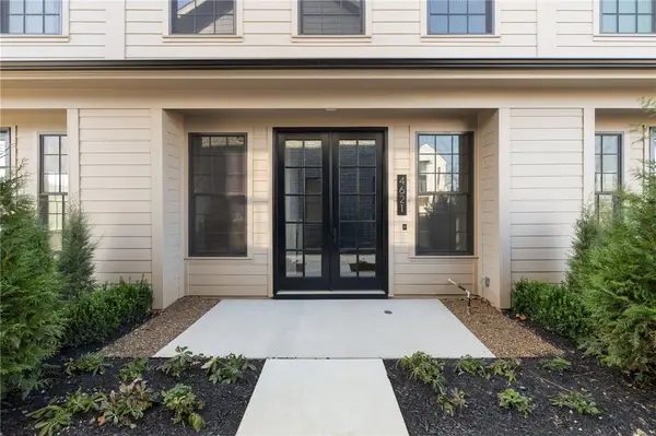 4621 S 47th Street, Rogers, AR 72758