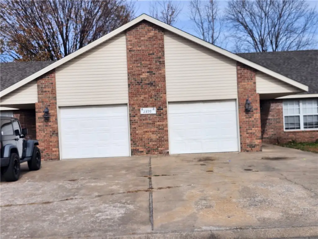 2899 Dawn Court #A & B, Siloam Springs, AR 72761 - Image #1
